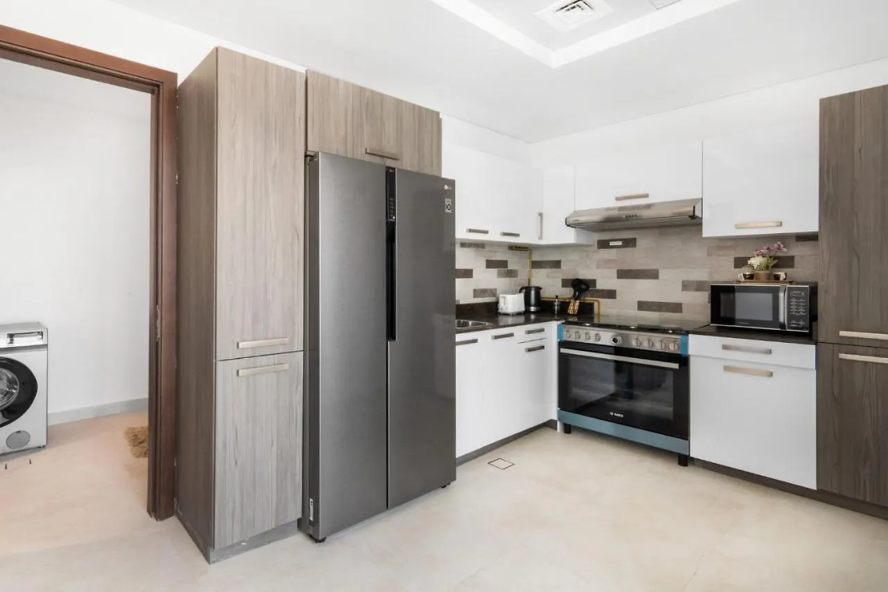 Baytik -Classy 2Br Apartment Al Barsha Dubai