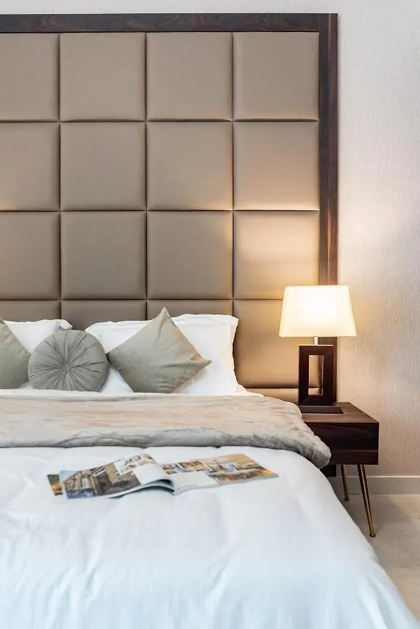 Baytik -Classy 2Br Apartment Al Barsha Dubai